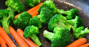 Rahasia Merebus Brokoli Supaya Tetap Berwarna Hijau Segar